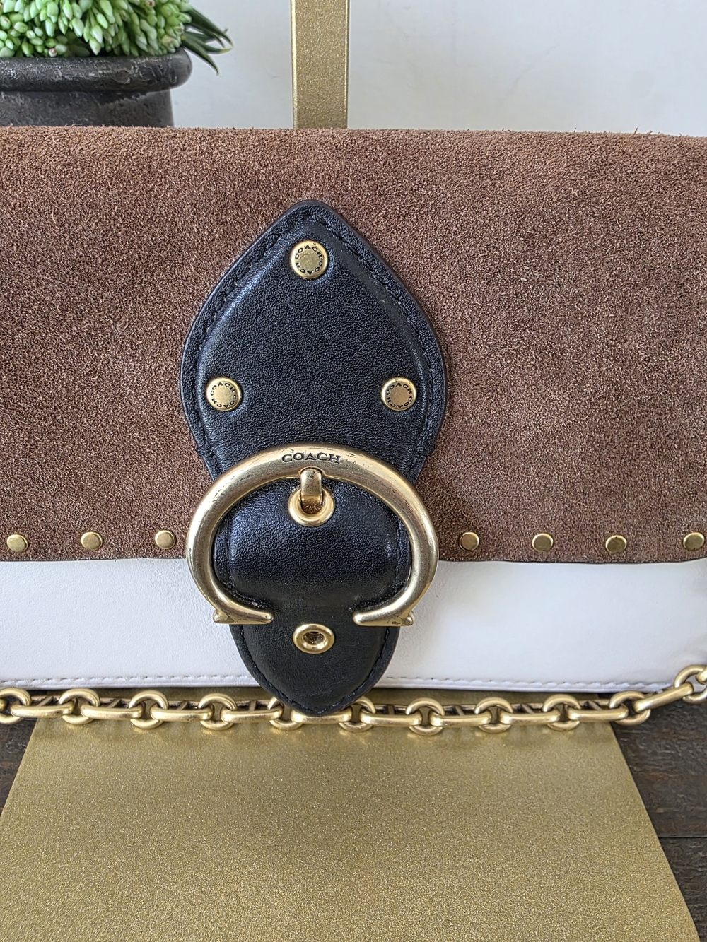 Coach Beat Crossbody Clutch Brown Suede White Leather Rivet Chain Strap - Picture 4 of 16